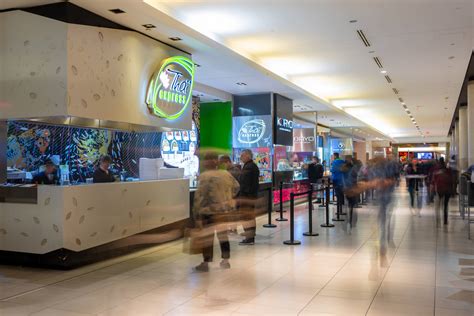 eaton centre food court stores.